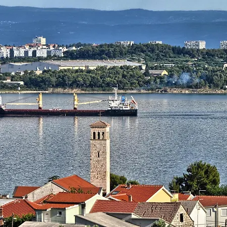 With Parking Space Kastel Sucurac, - 22451 * Kaštela