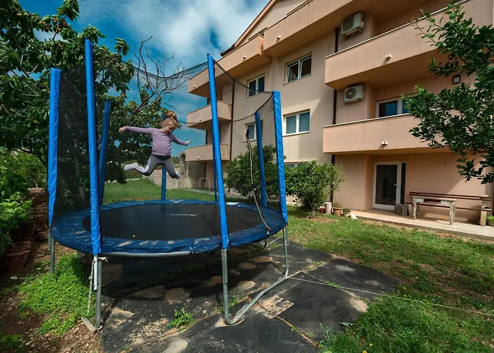 Appartement With Parking Space Kastel Sucurac, - 22451